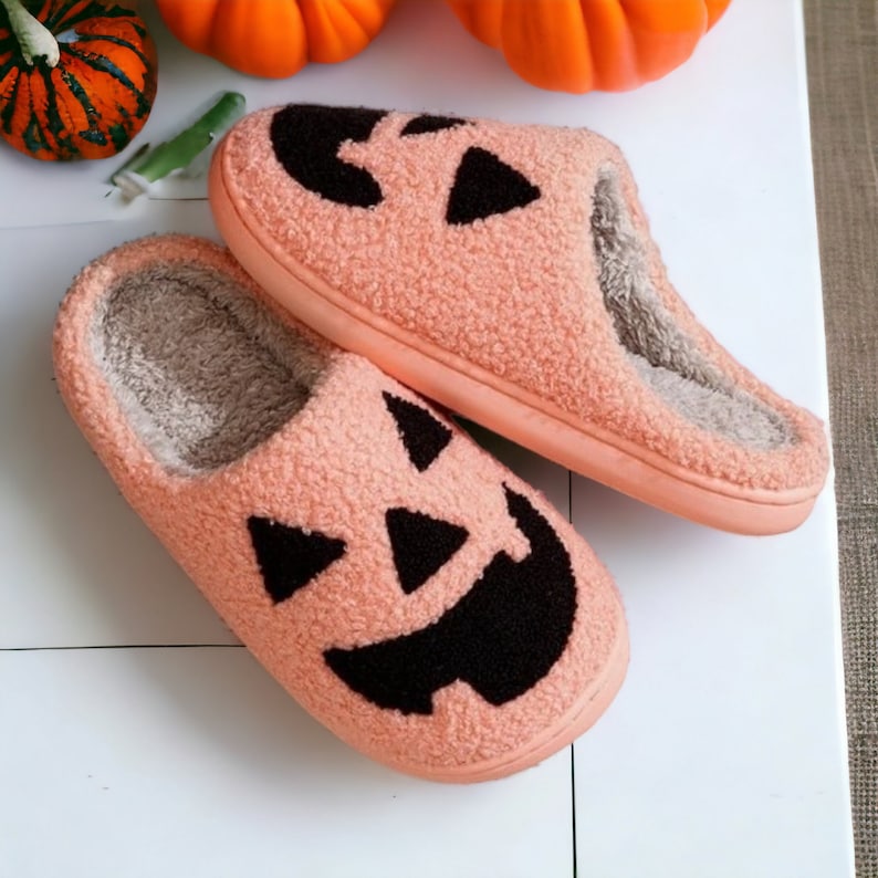 Neuvo™ - Cozy Pumpkin Slippers